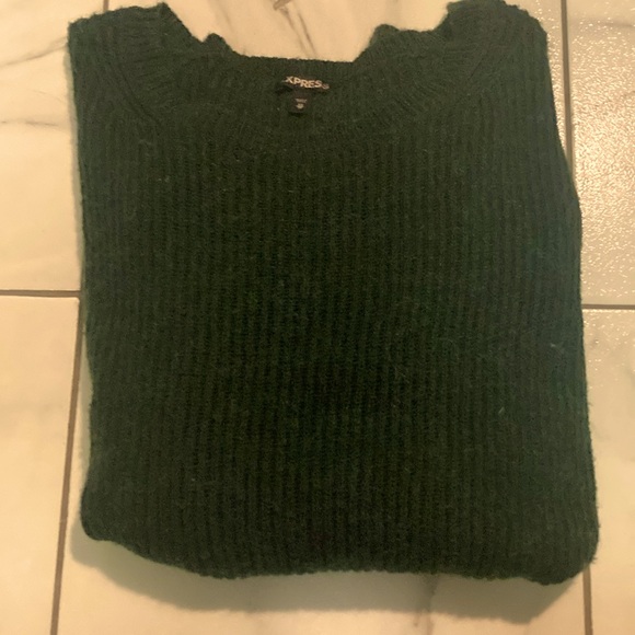 Emerald Green Express Sweater. Size Women’s XS. - Picture 1 of 3